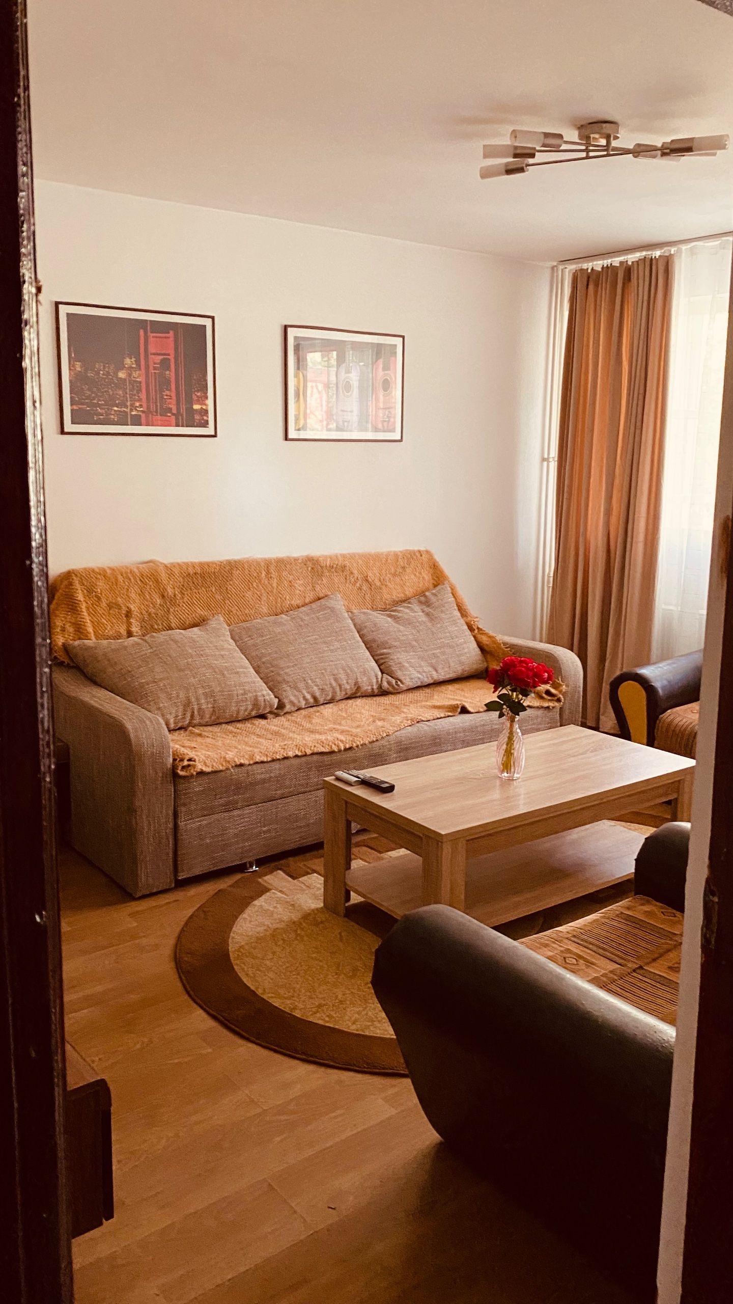 Ofer spre inchiriere ap. 2 camere zona Dr.Taberei