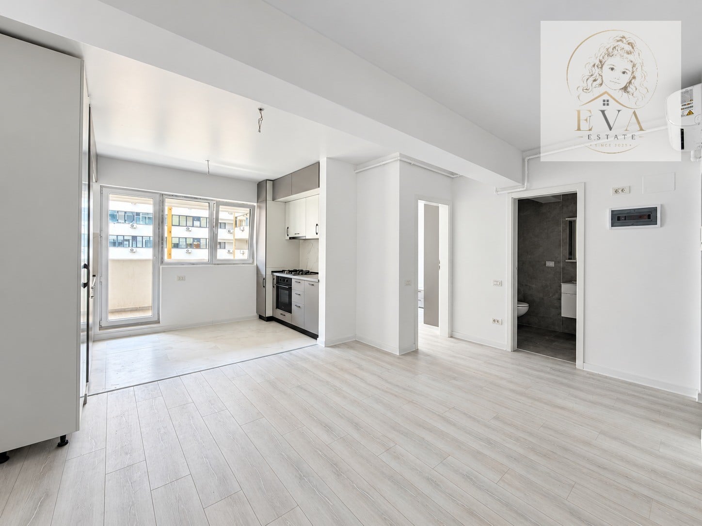 Apartament 2 camere de vânzare în 81 Residence